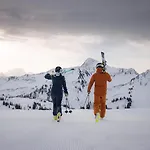 Wasserfall アパート メラウ