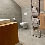 Wasserfall アパート メラウ