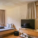 Wasserfall アパート