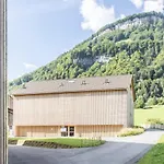 Wasserfall アパート メラウ